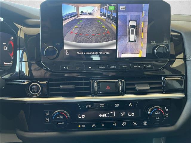 Used 2023 Nissan Pathfinder Platinum image 15