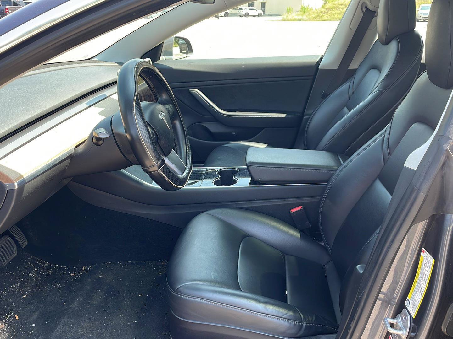Used 2018 Tesla Model 3 Long Range RWD image 8