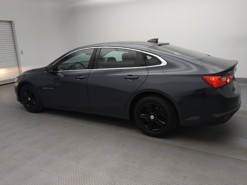 Used 2020 Chevrolet Malibu LS image 3