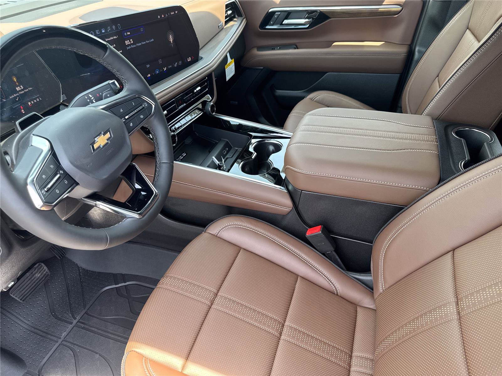 New 2026 Chevrolet Tahoe High Country AWD/4WD image 10