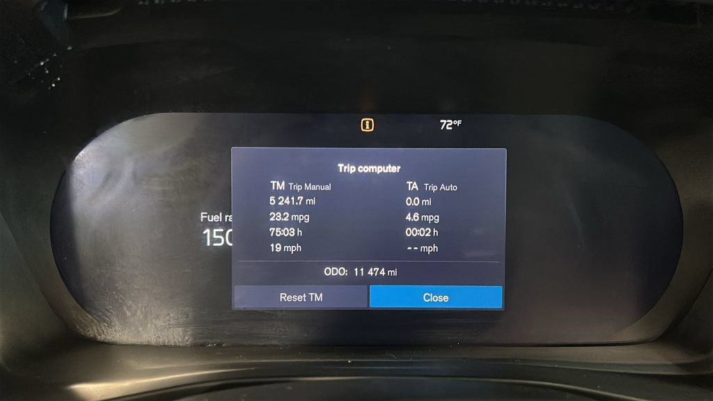 Certified 2026 Volvo XC40 B5 Plus AWD/4WD image 18