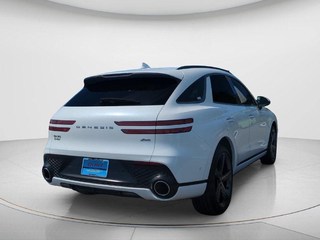 Used 2023 Genesis GV70 2.5T w/ Sport Prestige Package AWD/4WD image 5