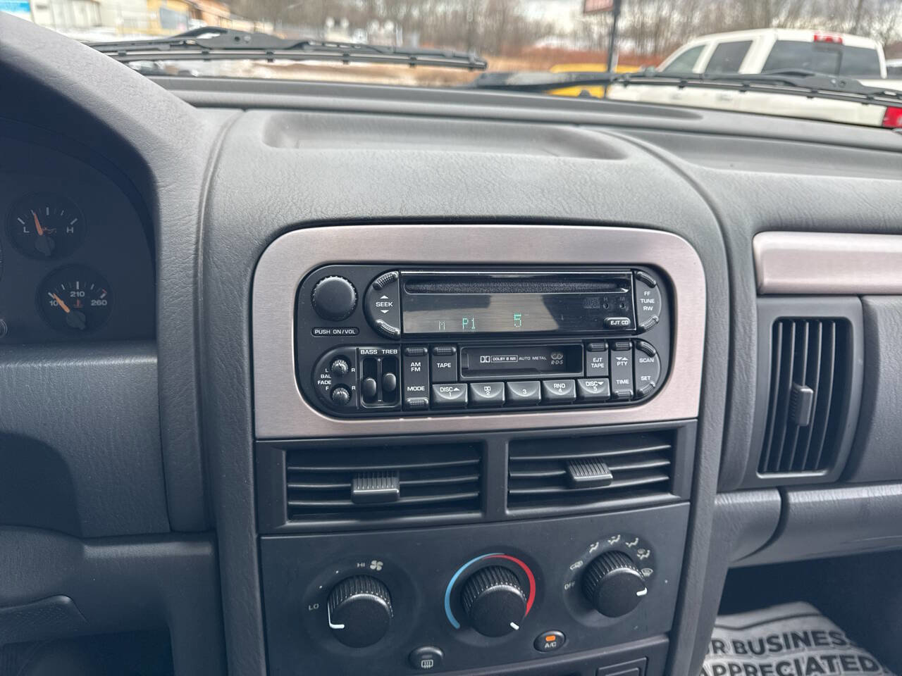 Used 2004 Jeep Grand Cherokee Laredo w/ Trailer Tow Prep Group image 28