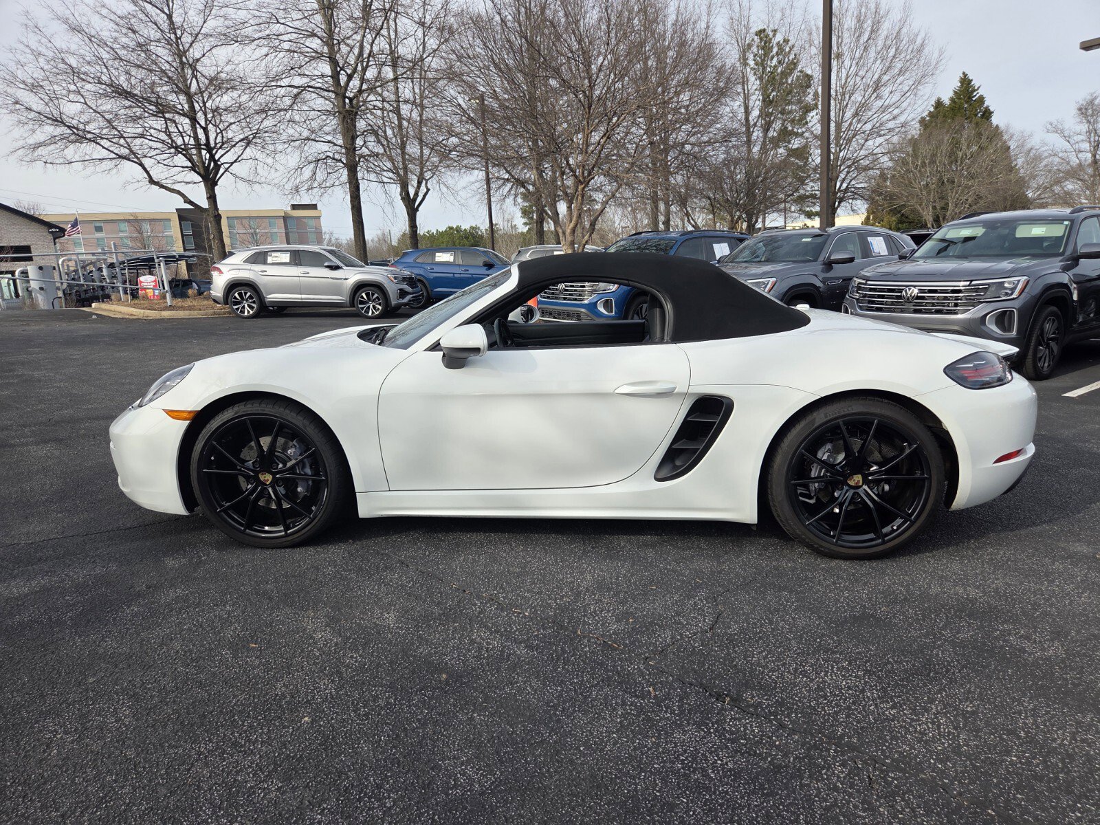 Used 2021 Porsche 718 Boxster image 8