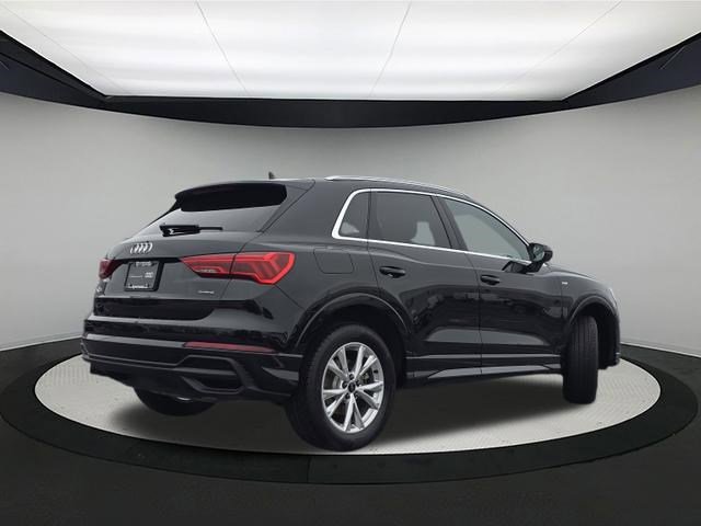 Certified 2025 Audi Q3 2.0T Premium w/ Convenience Package AWD/4WD image 7