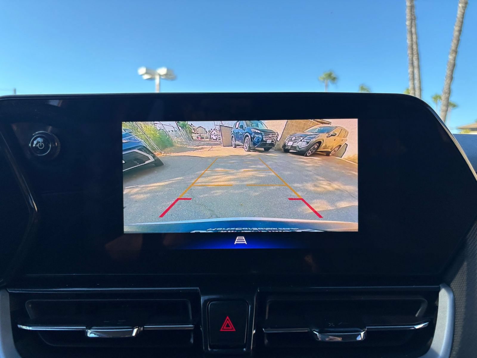 Used 2025 Chevrolet TrailBlazer LT FWD image 22