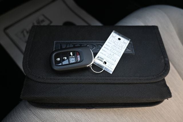 Used 2023 Honda Accord LX image 42
