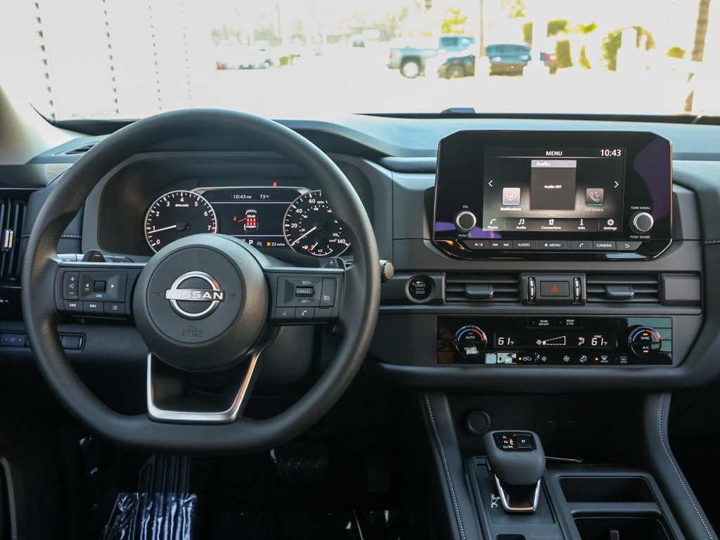 New 2025 Nissan Pathfinder S image 22