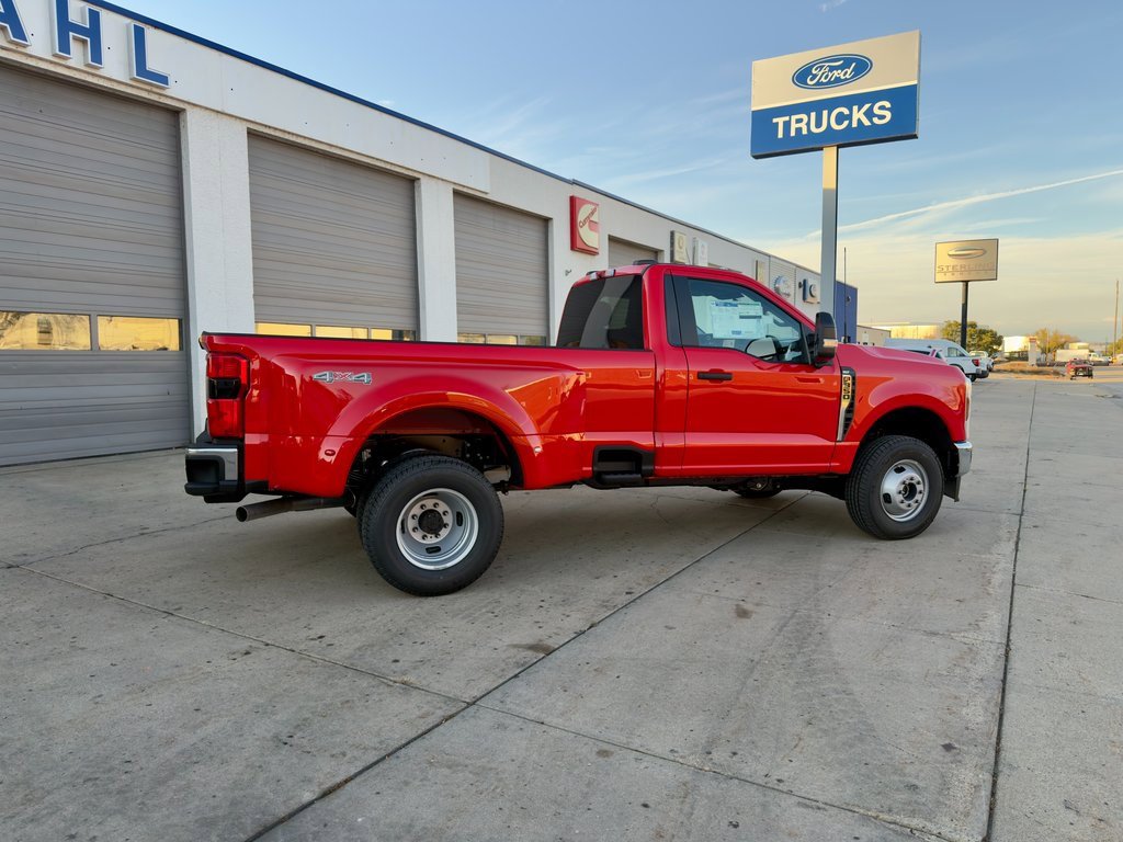 New 2026 Ford F350 XLT w/ 360-Degree Camera Package image 9