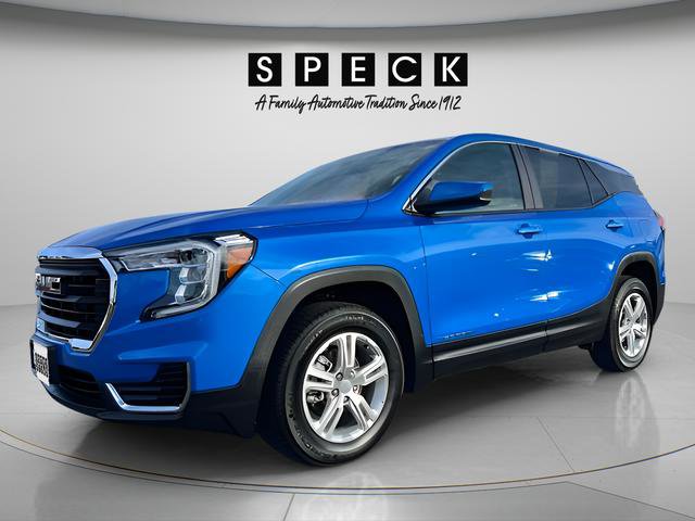 Used 2024 GMC Terrain SLE image 1