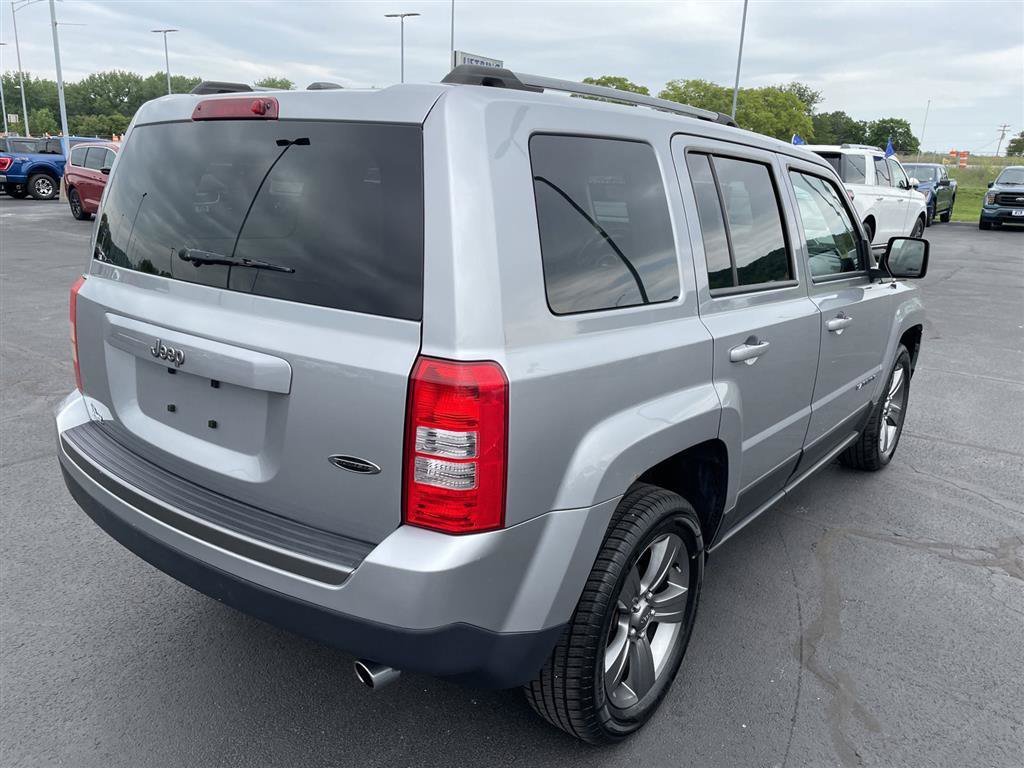 Used 2016 Jeep Patriot Sport w/ Power Value Group FWD image 5