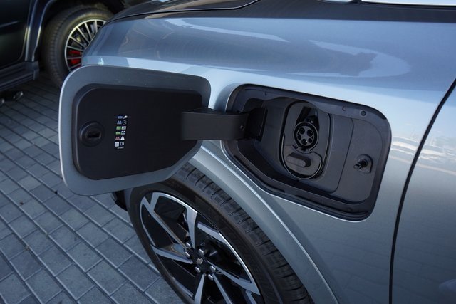 New 2025 Chevrolet Equinox EV LT image 13