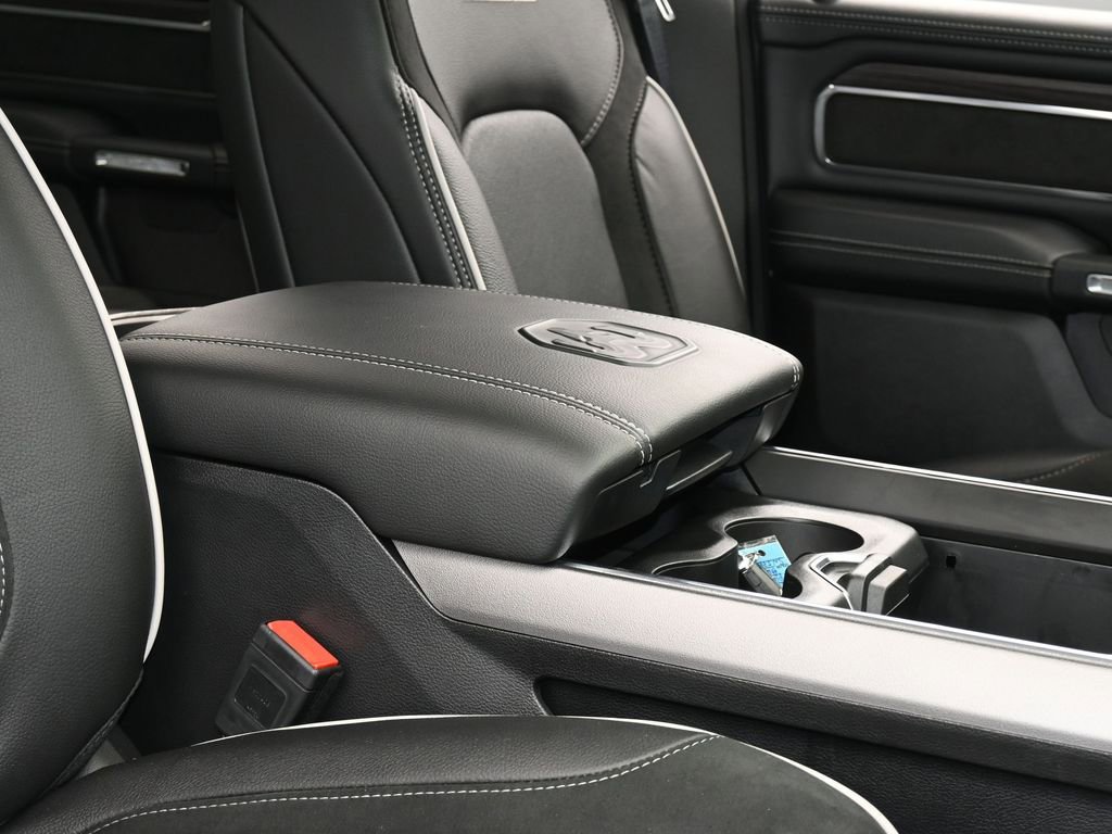 Used 2025 RAM 1500 Laramie image 42