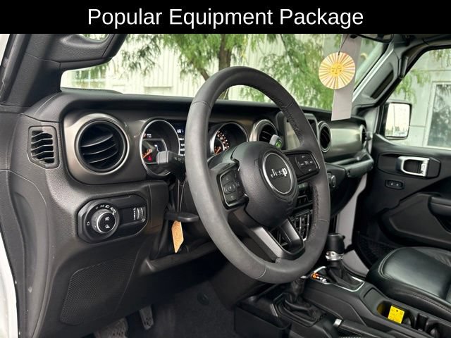 Used 2023 Jeep Gladiator Sport AWD/4WD image 9