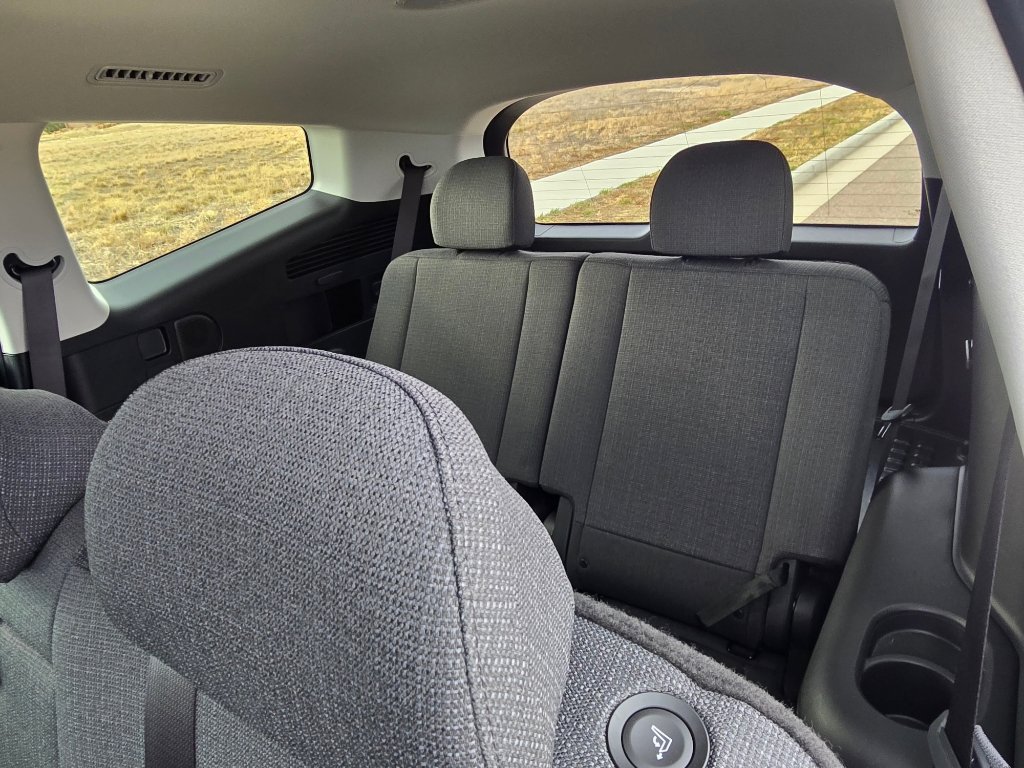 New 2026 Hyundai Ioniq 9 SE AWD/4WD image 14
