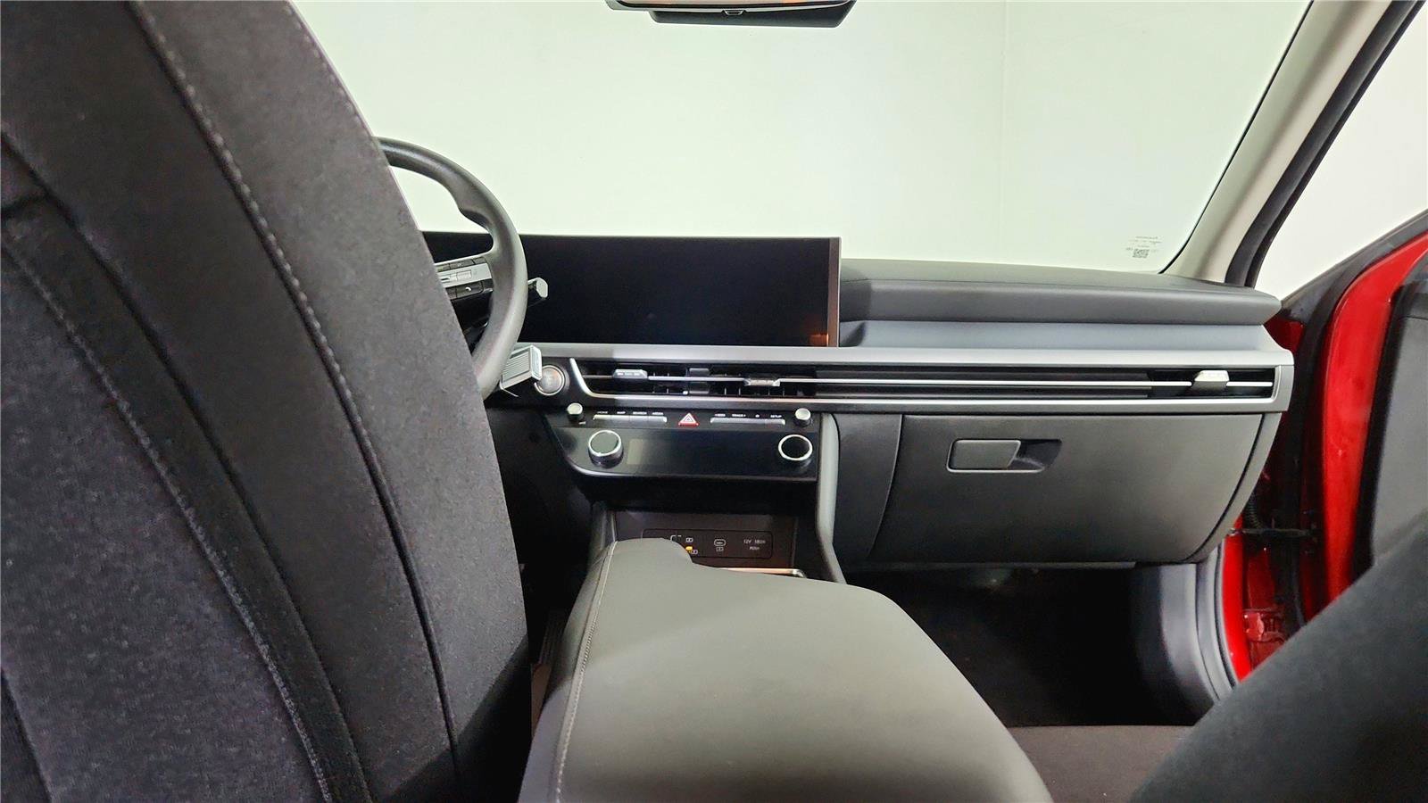 Used 2025 Hyundai Sonata SEL FWD image 13