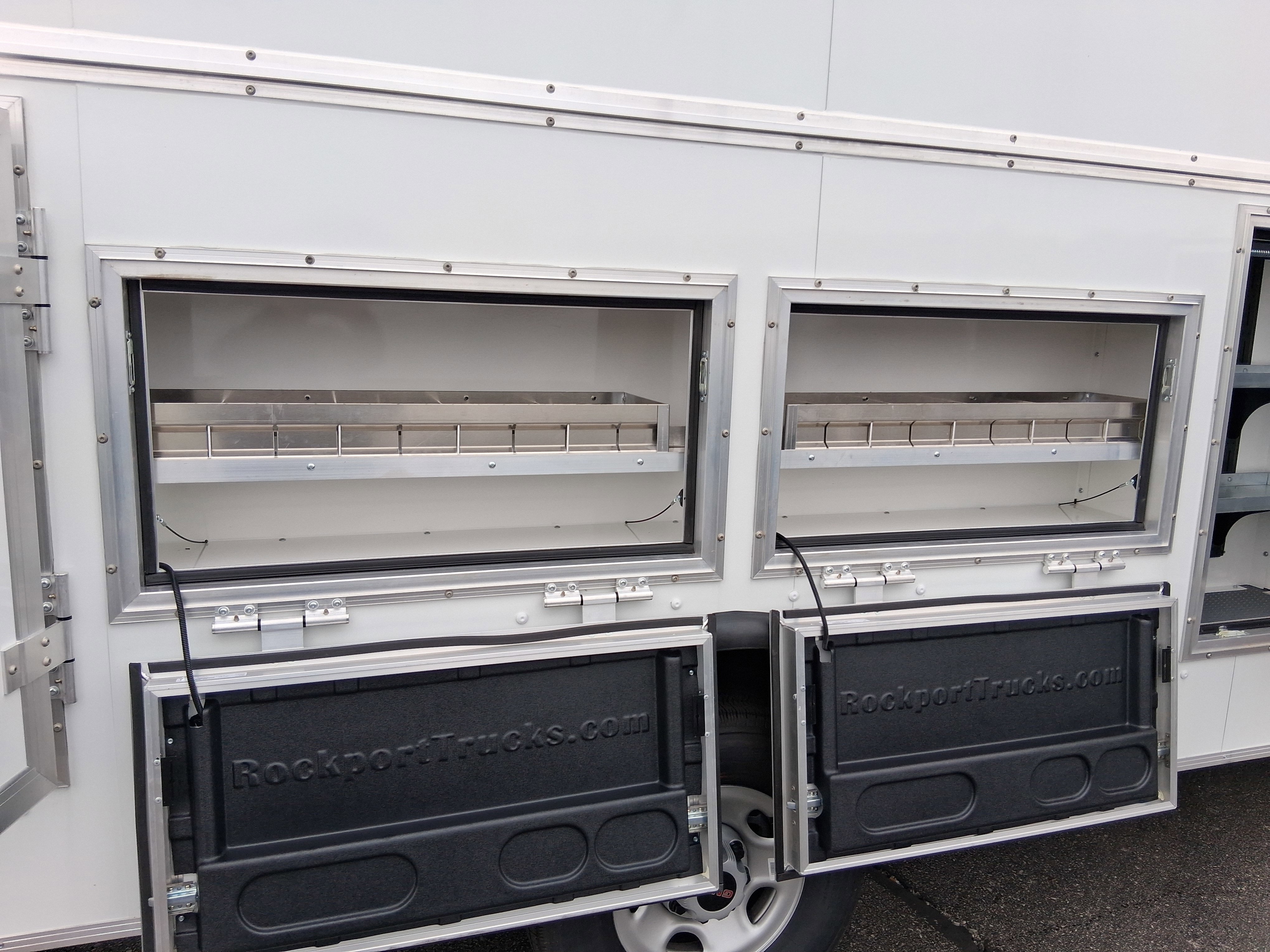 New 2025 GMC Savana 3500 w/ Power Convenience Package image 10