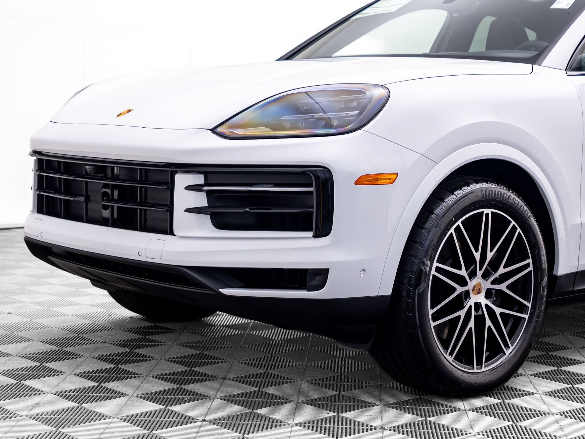 New 2026 Porsche Cayenne Coupe AWD/4WD image 36