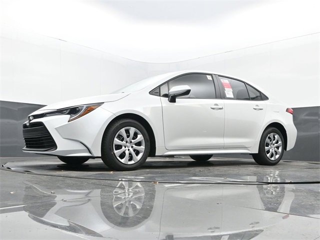 New 2026 Toyota Corolla LE image 25