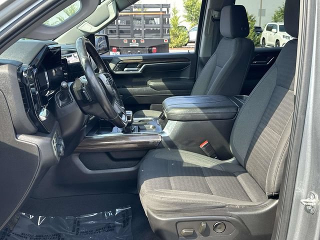 Used 2023 Chevrolet Silverado 1500 RST AWD/4WD image 18