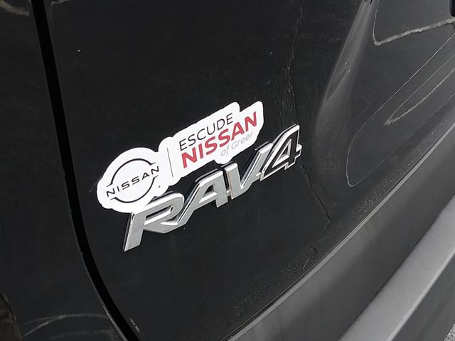 Used 2024 Toyota RAV4 XLE FWD image 17