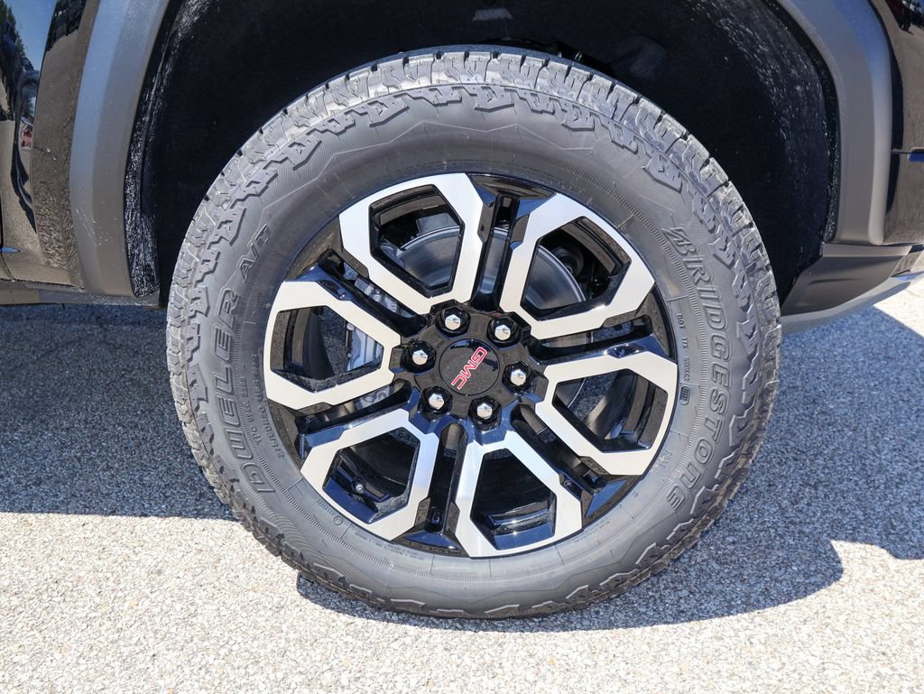 New 2026 GMC Canyon AT4 w/ Nightfall Essentials Package AWD/4WD image 30