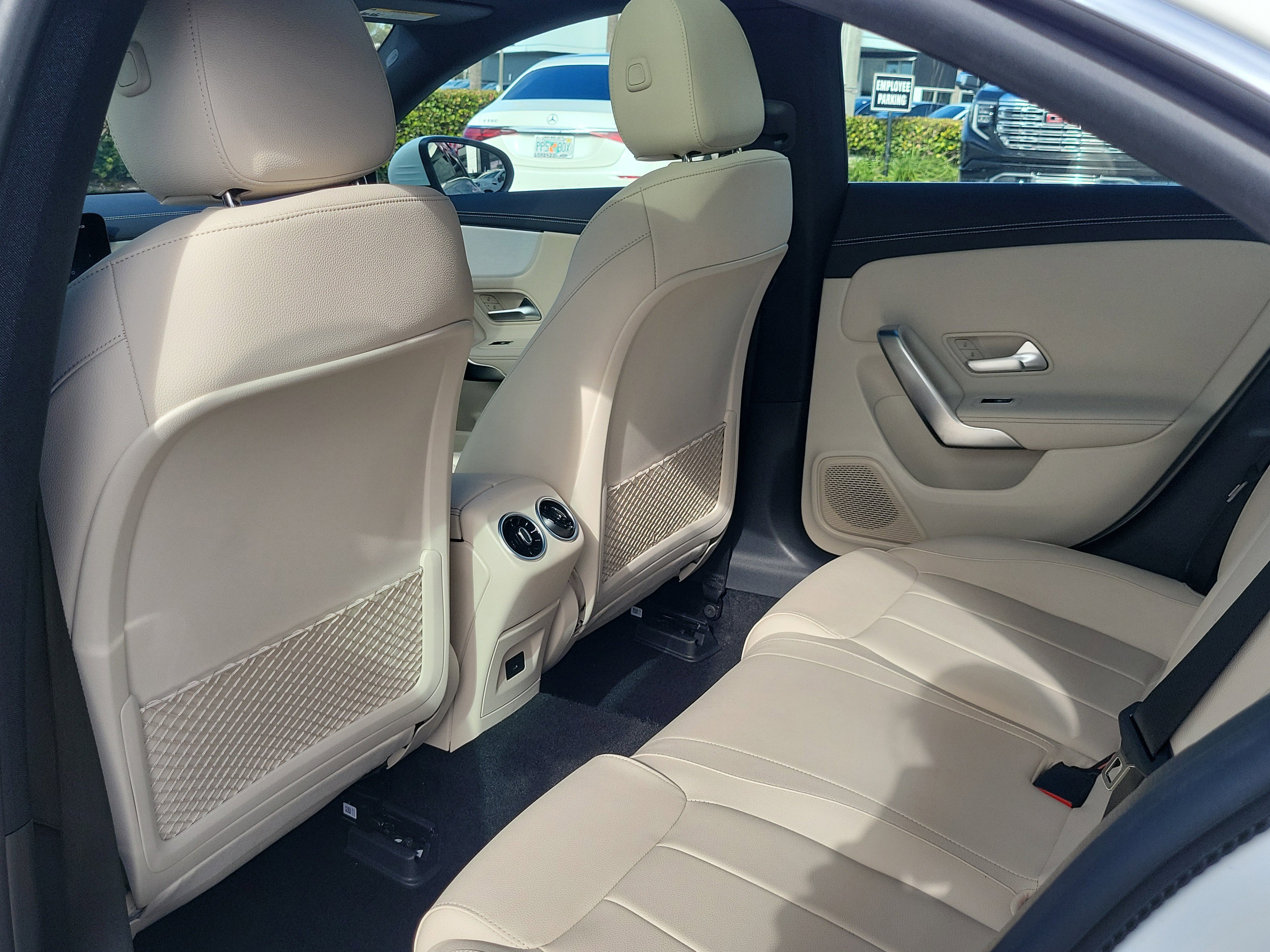 Used 2025 Mercedes-Benz CLA 250 image 14