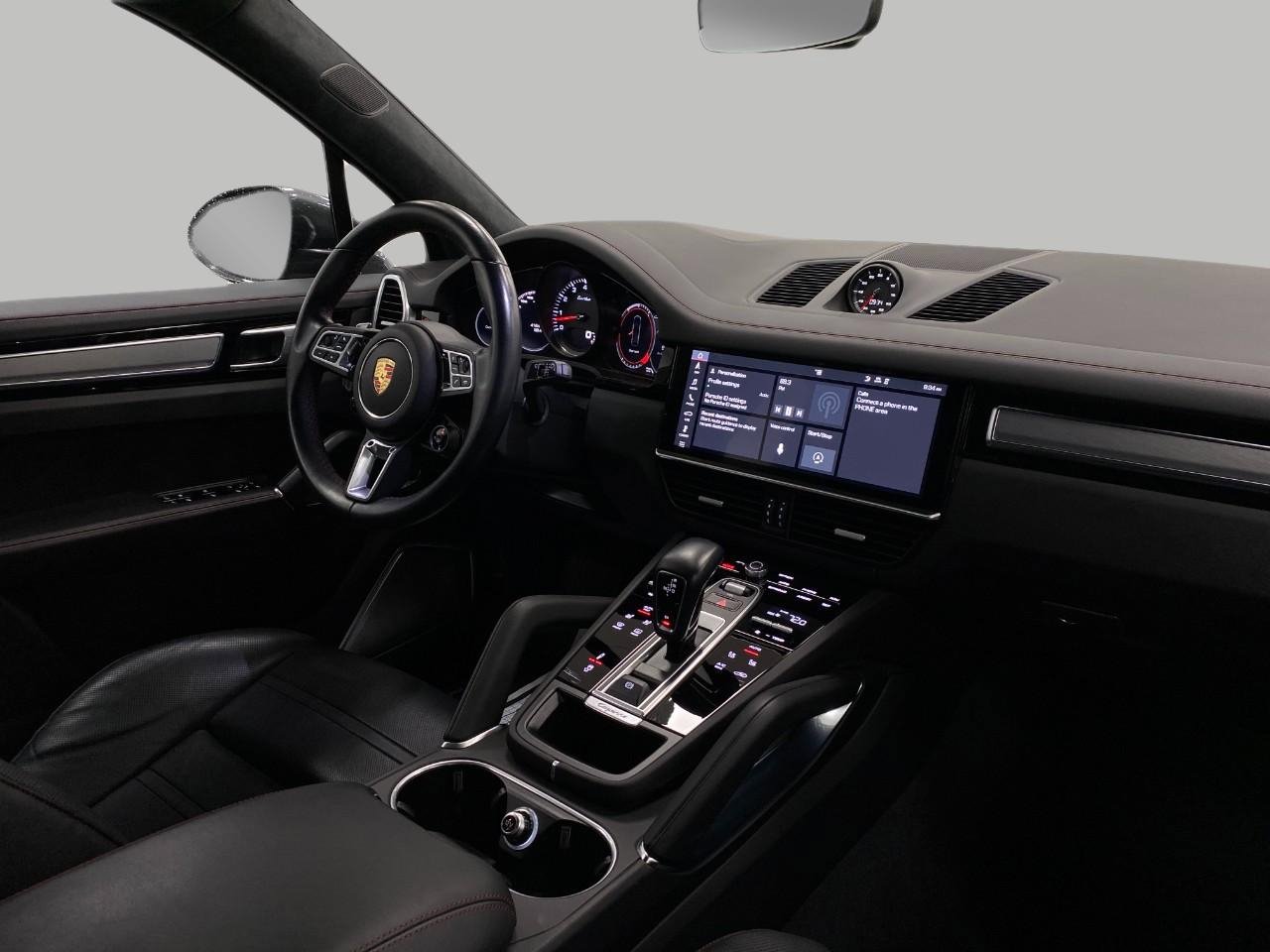Used 2019 Porsche Cayenne Turbo image 24