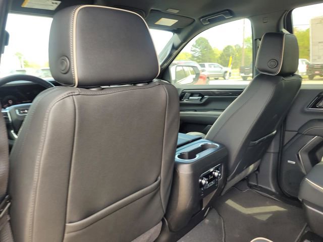 New 2026 GMC Yukon Elevation image 18