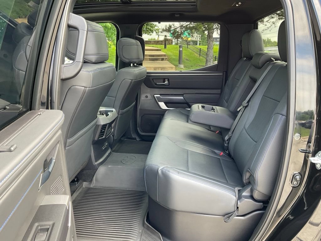 Used 2025 Toyota Tundra Platinum AWD/4WD image 21