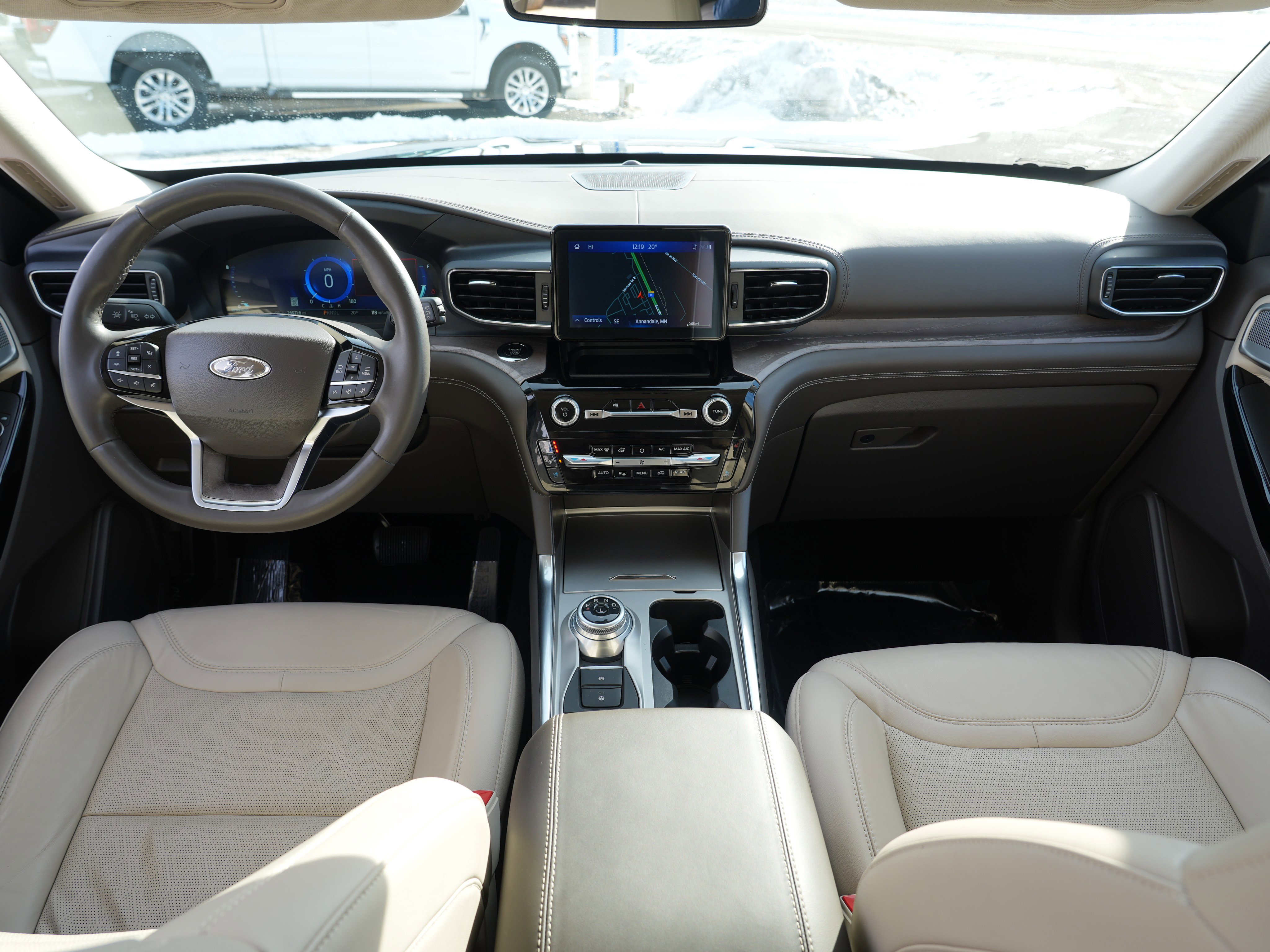 Used 2023 Ford Explorer Platinum w/ Class IV Trailer Tow Package image 30