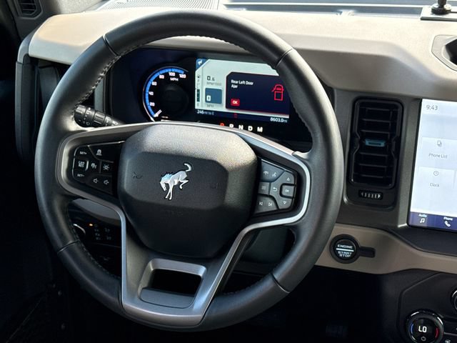 Used 2024 Ford Bronco Wildtrak AWD/4WD image 14