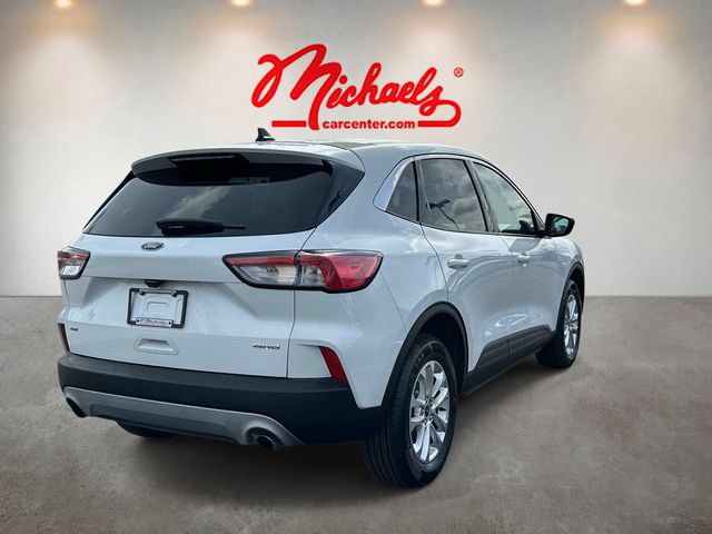 Used 2022 Ford Escape SE AWD/4WD image 3