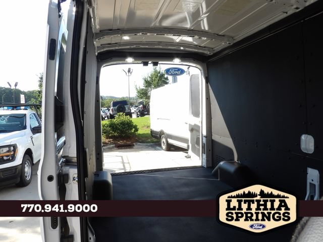 New 2026 Ford Transit 250 148 Medium Roof w/ Load Area Protection Package RWD image 33
