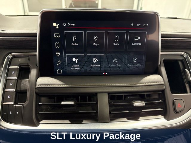 Used 2023 GMC Yukon XL SLT w/ SLT Luxury Package AWD/4WD image 16
