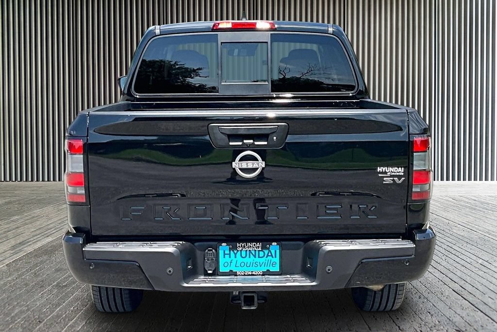 Used 2022 Nissan Frontier SV RWD image 5