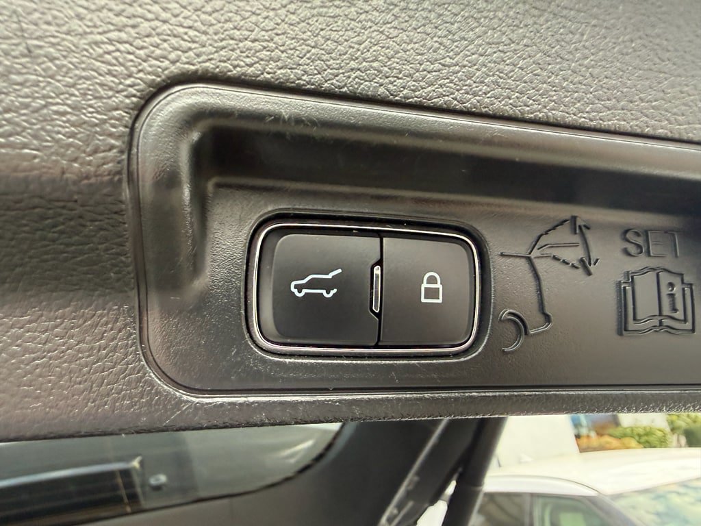 Used 2022 Ford Explorer ST w/ ST Street Pack AWD/4WD image 20
