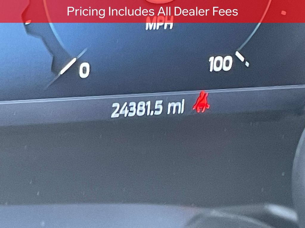 Used 2023 Ford F350 Lariat AWD/4WD image 27