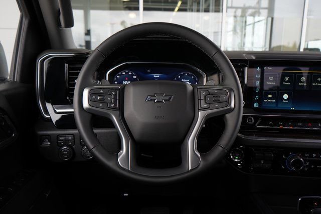 Used 2026 Chevrolet Silverado 1500 LT Trail Boss w/ LT Trail Boss Premium Package image 19