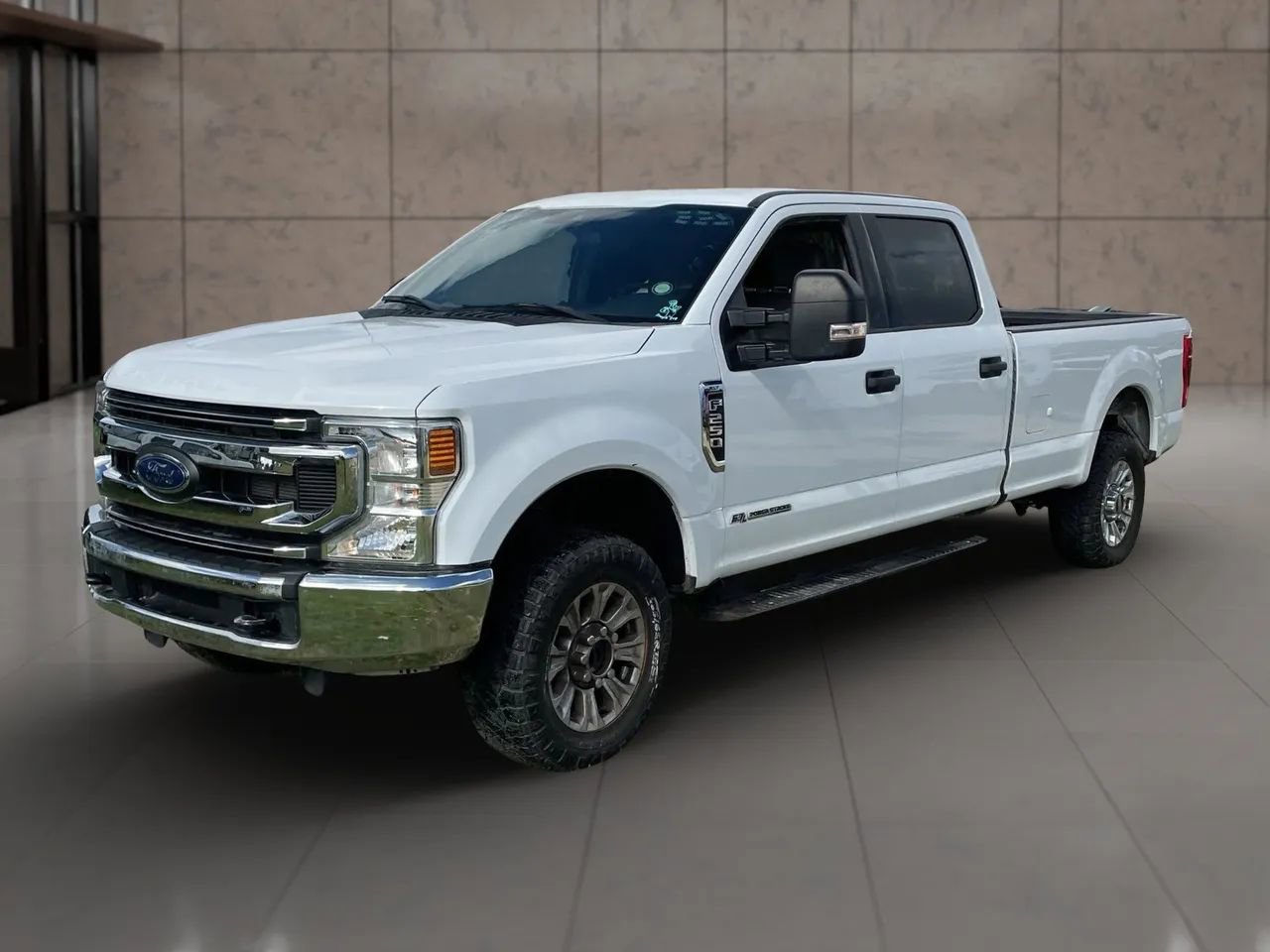 Used 2022 Ford F250 XLT image 1