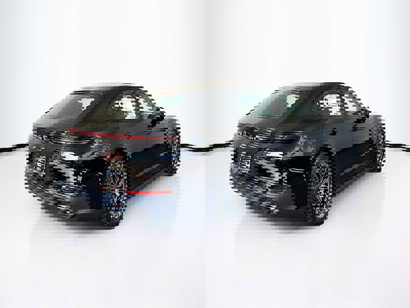 New 2025 Porsche Panamera 4 image 9