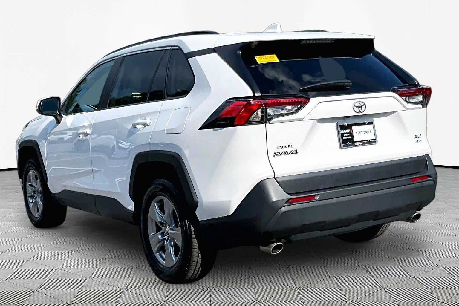 Certified 2025 Toyota RAV4 XLE AWD/4WD image 12