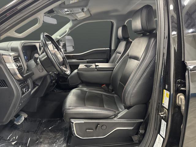 Used 2024 Ford F250 Lariat w/ Sport Appearance Package image 4