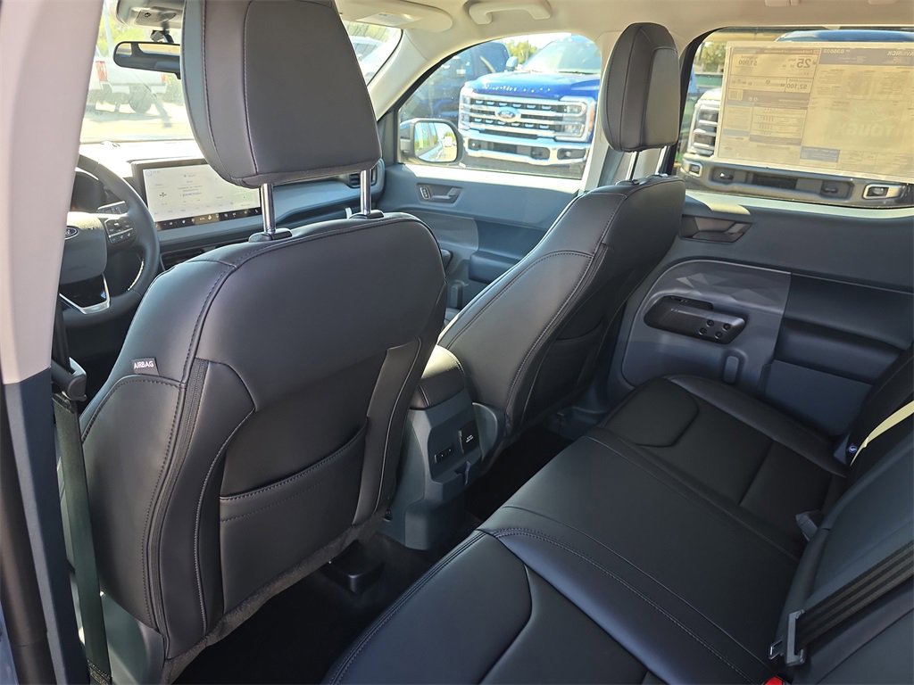 New 2025 Ford Maverick Lariat w/ Black Appearance Package image 10