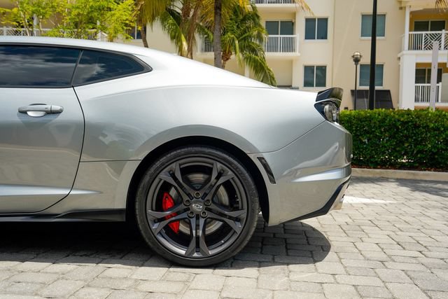 Used 2023 Chevrolet Camaro SS RWD image 16