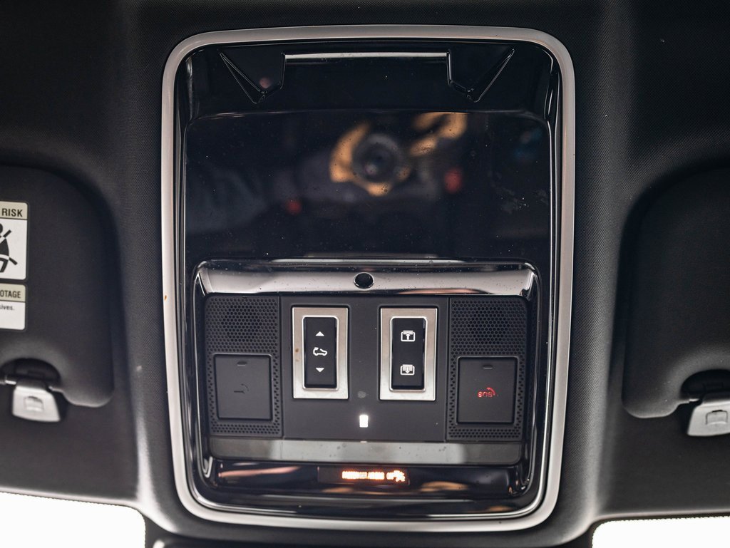 Used 2024 Land Rover Range Rover Velar Dynamic SE image 39