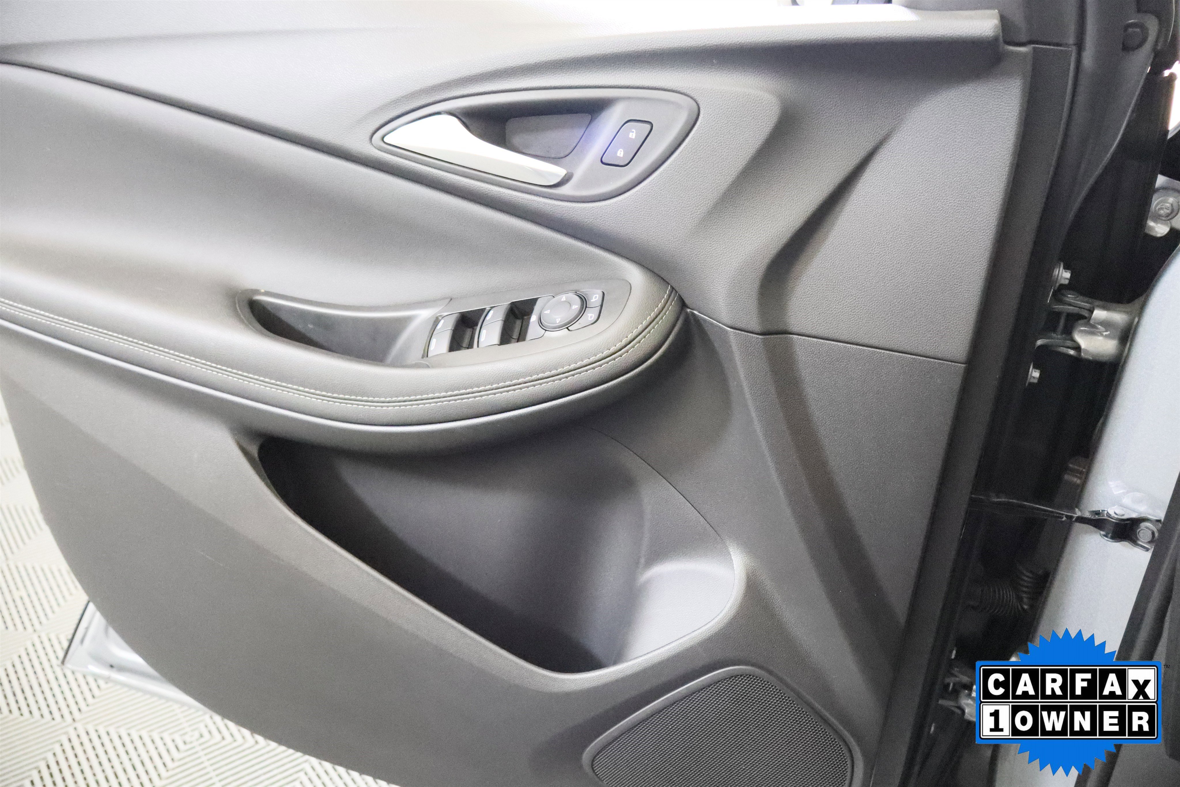 Certified 2023 Buick Encore GX Preferred w/ Cold Weather Comfort Package AWD/4WD image 30