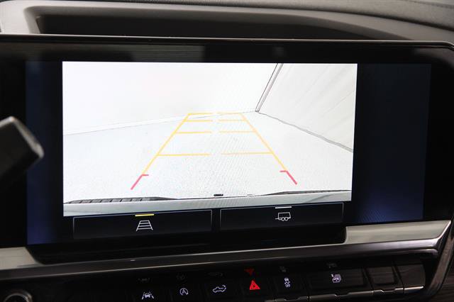 Used 2025 Chevrolet Silverado 1500 LT image 14