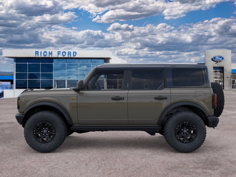 New 2026 Ford Bronco Badlands w/ Wildtrak Package AWD/4WD image 3