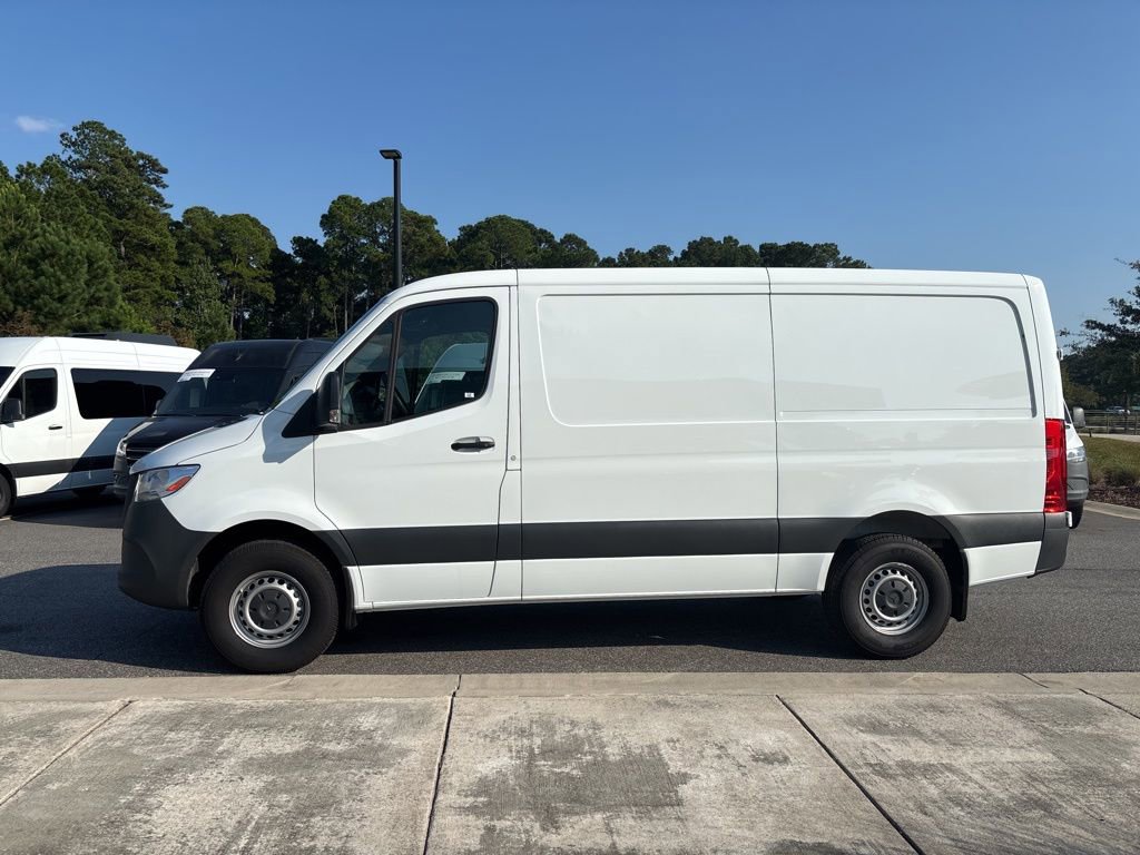 Used 2023 Mercedes-Benz Sprinter 144 Cargo image 6